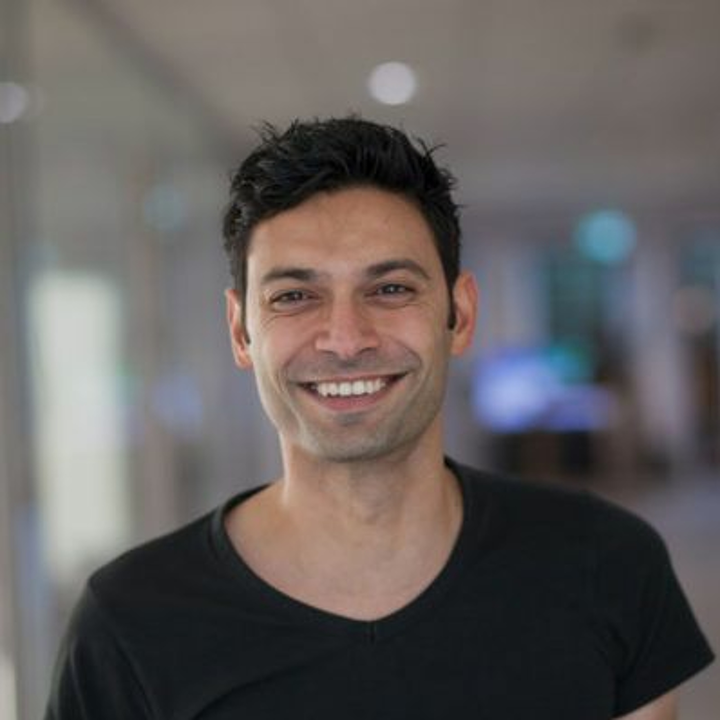 #12 Ali Niknam - bunq: On a mission to eliminate brick-and-mortar banking